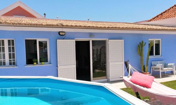 Charneca de Caparica e Sobreda Apartamento | Family Vila Beach by Host-Point