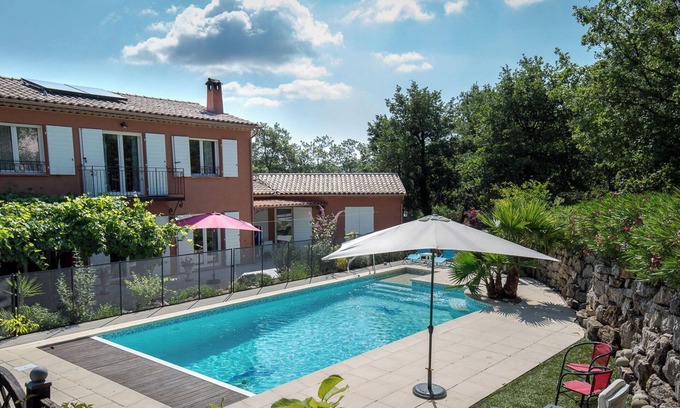 Fayence Villa | FAYENCE VILLA familia 8 personas piscina privada y jardín