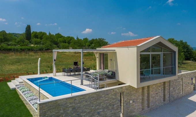Brkac Villa | Family Villa Monvue in Motovun