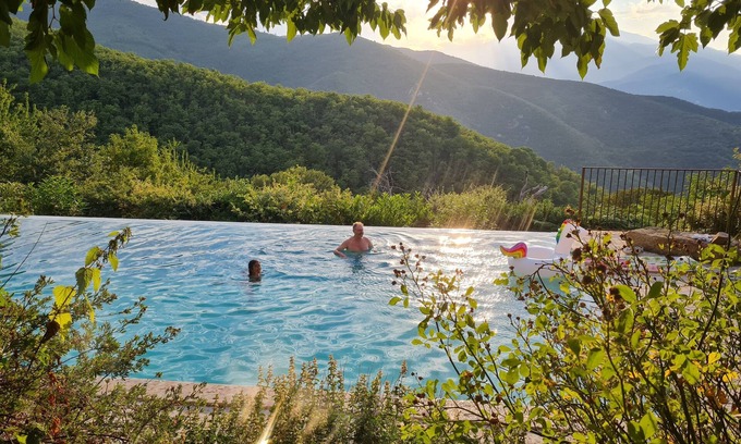Ceret Villa | Retiro de villa de lujo: piscina infinita climatizada privada, 50 acres, 15-20 minutos a Céret