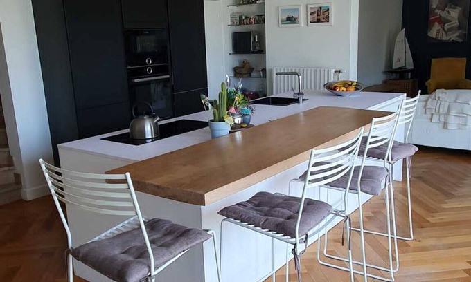 Fouras Villa | Family villa with swimming pool in the center of Fouras, close to the beaches.