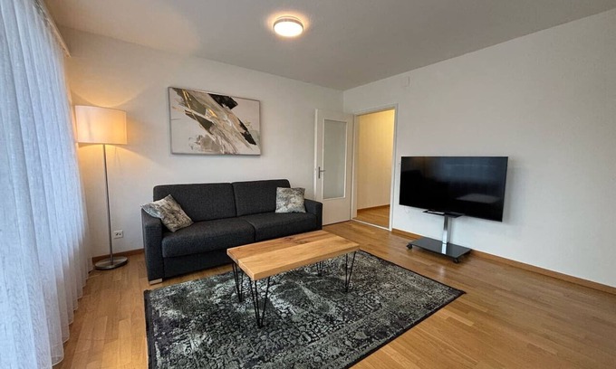 Hirslanden Apartamento | Fantastic 1BR flat in the city center (Sky11)