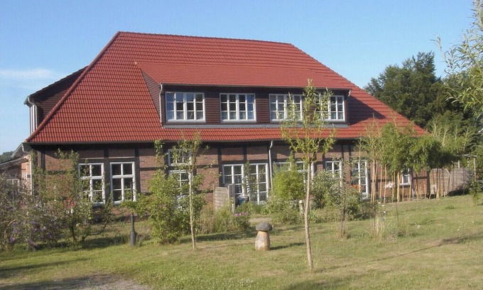 Bad Doberan Apartamento | Fantastic apartment for a family with 2-3 children in a half-timbered house in a quiet, idyllic location. The town center is only 700 m away.