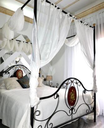 Torremolinos Chalet De Esquí | Fantastic chalet 5 mins away from the beach by easyBNB