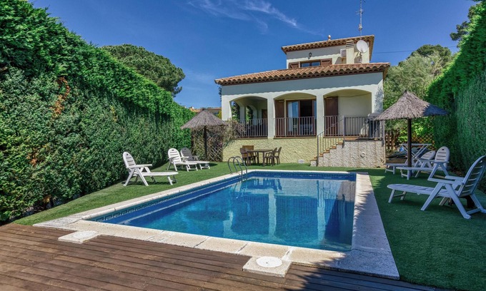 Torroella de Montgri Villa | Fantástica Family Villa cerca de la playa con piscina privada, jardín, aire acondicionado y Wi-Fi