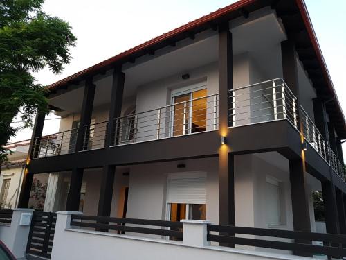 Neoi Epivates Apartamento | Fantastic Four Apartments