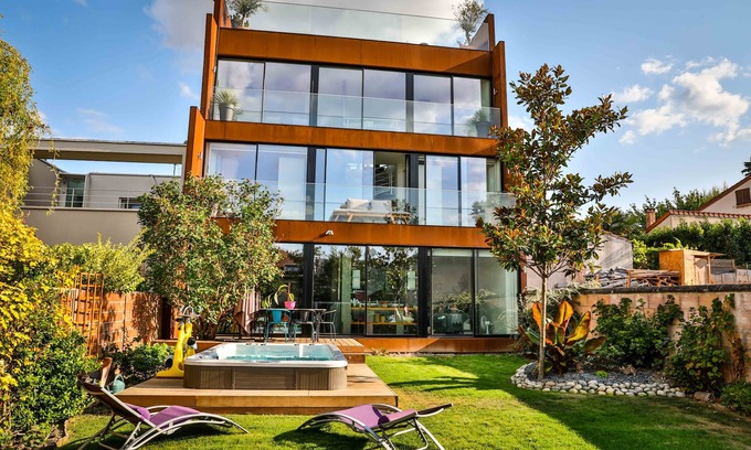 Issy-les-Moulineaux Casa | Fantastic House & Gardens - Vista de 360 ​​° sobre París