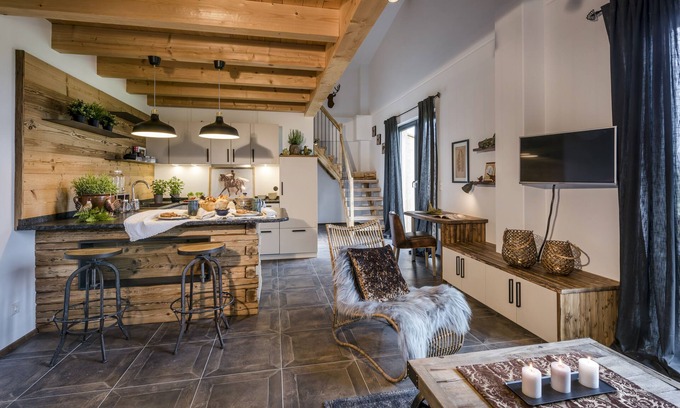 Hart Apartamento | Fantastic "Hochgern" vacation apartment on the Fasanenhöhe horse farm