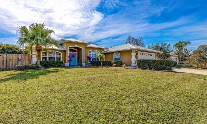 Sebastian Highlands Casa | Fantastic home near beaches & docks with heated saltwater pool & office