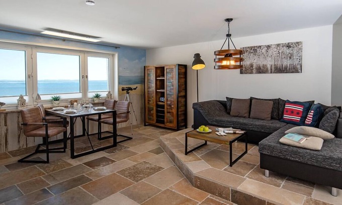 Hornum Apartamento | Fantastic sea view over the east side to the islands of Foehr and Amrum.