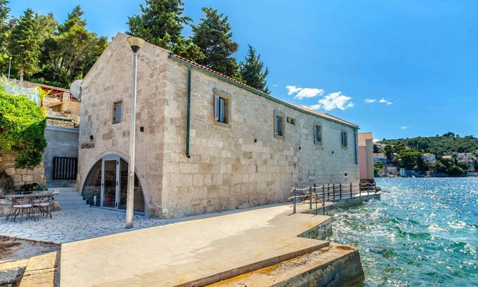 Cove Tri Zala (Zrnovo) Villa | Fantastic Seafront Villa | 4 Bedrooms | Villa Samostan Prestige | Stunning Sea Views & Enclosed Garden with Private Pool | Korcula
