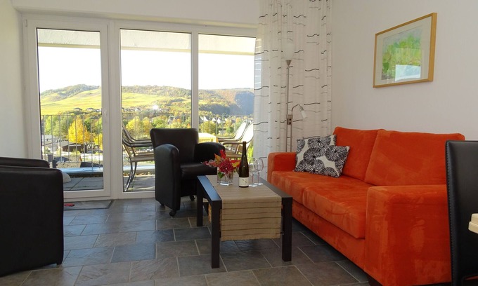 Senheim Apartamento | Fantástica vista del valle del Mosela, vacaciones de Mosela en la bodega Stefanie Vornhecke
