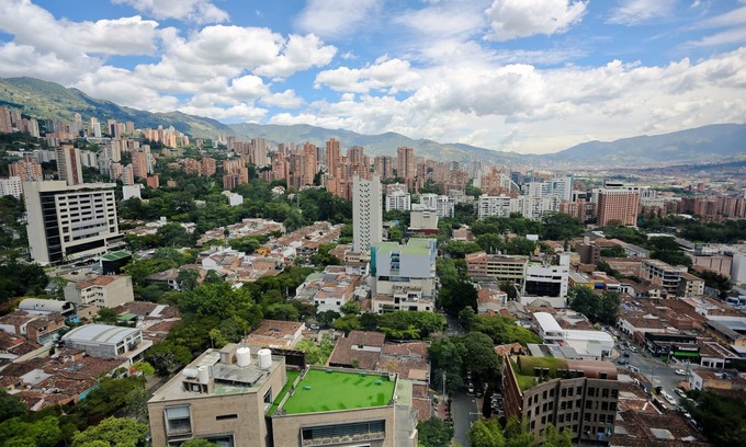 Lalinde Condominio | Vistas impresionantes Mejor ubicación