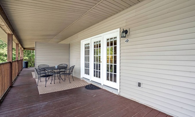 Almo Condominio | FANTASTIC VIEWS OVERLOOK KENTUCKY LAKE - COVERED BOAT SLIPS & BOAT RENTALS