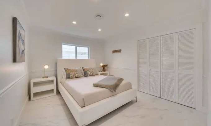 Cypress Lakes Casa | Fantastic waterfront home for 8 guests + Pool/Spa