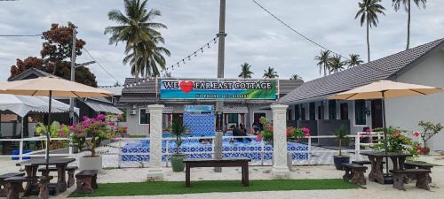 Kampung Bari Besar Casa | Far East Cottage D' Penarek