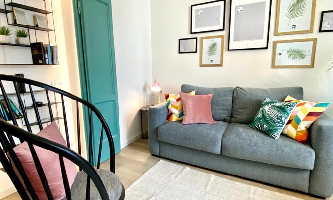 Centro Direzionale Apartamento | Fara Cinque Small Apartment