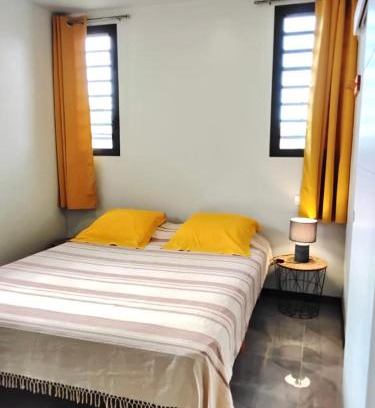 Pihaena Casa | Fare iti Moorea Sands cosy bungalow between sea and mountain on Moorea