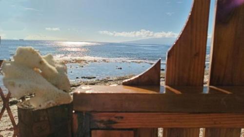 Temae Casa | Fare Mama Fenua plage baleines Moorea Temae