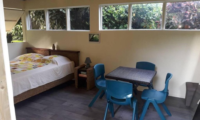 Teavaro Casa | Fare Totara, jardin verdoyant