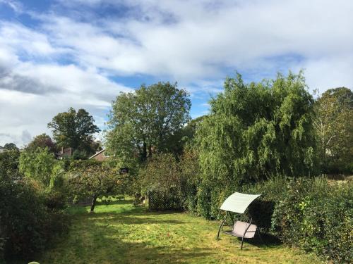 Fareham Casa | Fareham Heights 5BR, Lrg drive, Hot tub, Lux, modern and Comfy