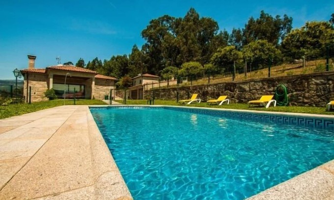 Bico Cabaña | Casa rural (alquiler íntegro) Quinta da Toural para 16 personas