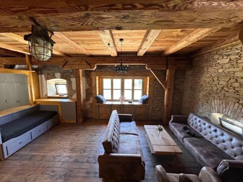 Uhlirske Janovice Apartamento | Farma Bláto - Apartmány Sýpka a glamping