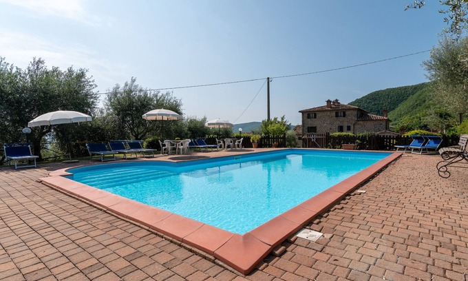 Cortona Otro | Casa rural 'Agriturismo Cuiano La Stella' con vistas a la montaña, piscina compartida y Wi-Fi