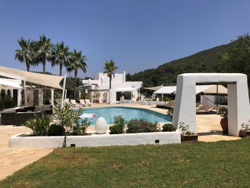 Sant Miquel de Balasant Casa | Farmhouse in Ibiza near the Beach