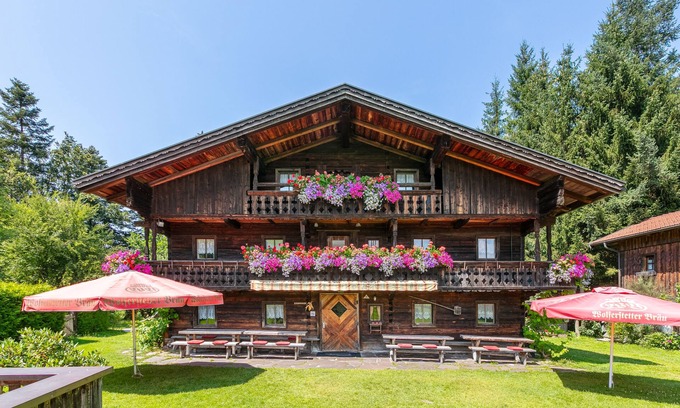 Woergl Casa | Farmhouse for large groups in a secluded location
