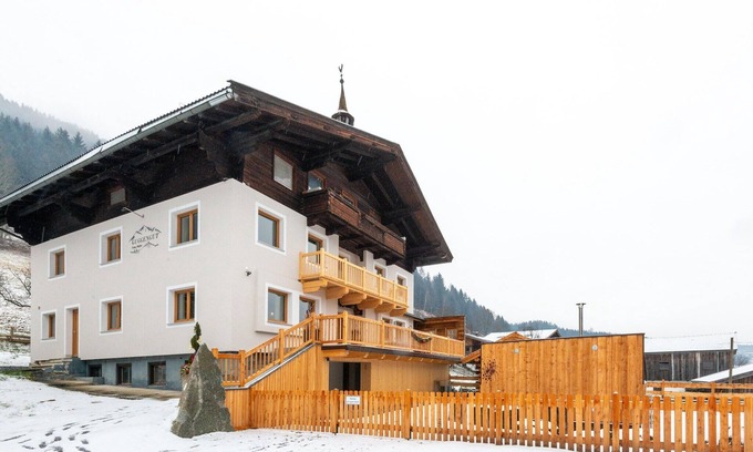 Bramberg am Wildkogel Casa | Casa rural en Bramberg con estanque natural