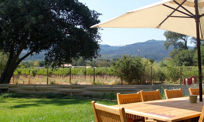 Calistoga Cabaña | Hermosa casa de campo en el corazón del Valle de Napa. Piscina y jacuzzi