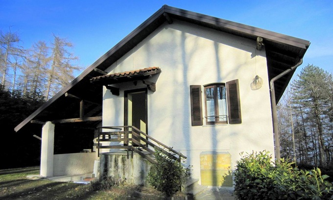 Verbania Apartamento | Farmhouse in Verbania with Mountain Views