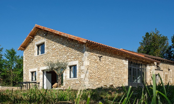 La Chapelle-Faucher Otro | Farmhouse, modernism in the heart of nature, outbuilding and private pool.