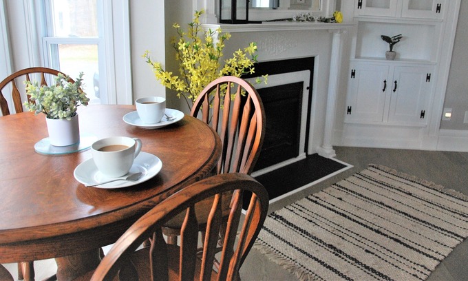 Waterville Apartamento | Farmhouse Oasis + Dog Friendly + Fireplace