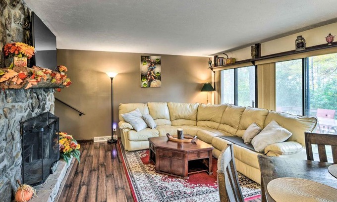 Farmington Casa | Farmington A-Frame with Lake Access and Fire Pit!
