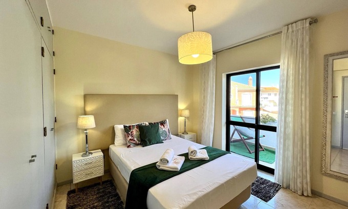 Montenegro Apartamento | FARO AIRPORT FLAT 6 by HOMING
