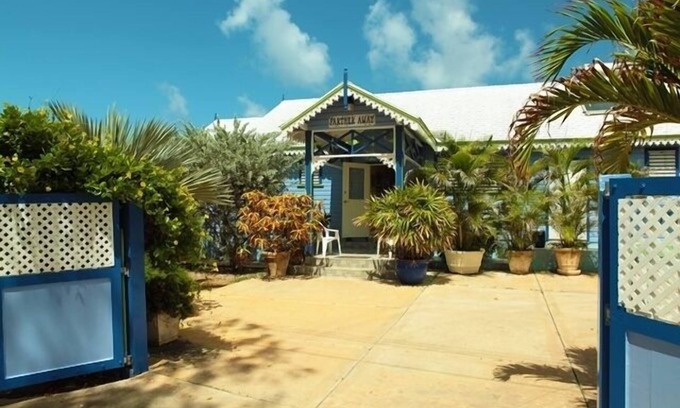 Whitehaven Cabaña | Cliff Top Cottage con vistas a la hermosa playa de la costa este