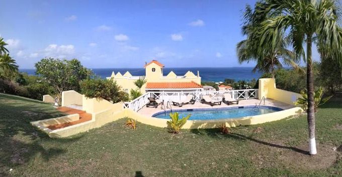 Fitts Village Casa | Fast Free WiFi, Pool, Stunning Sea Views