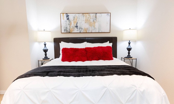 Kingfield Apartamento | Fast WiFi🎯Keurig🎯In-Unit W/D🎯Walk to ❤️ of Uptown