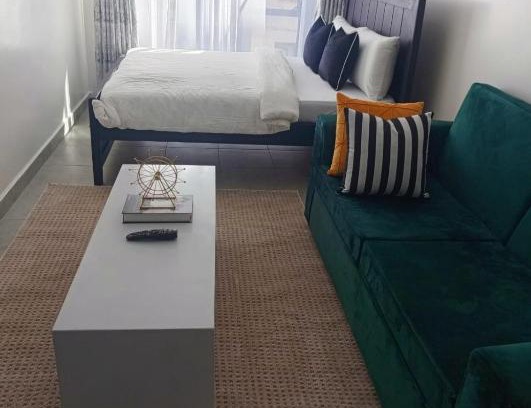 Ongata Rongai Cama Y Desayuno | Favour Amara