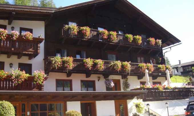 Heiligenblut Casa | Ferienhof "Oberer Gollmitzer", 2,5 km oberhalb von Heiligenblut, ruhige, sonnige Lage, Glocknerblick