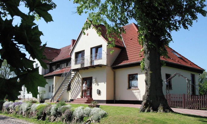 Kroepelin Apartamento | Ferienwohnung mit Terrasse en Kropelin
