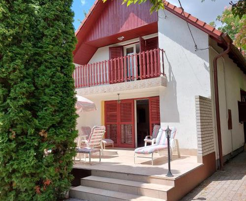 Balatonalmadi Apartamento | Fecske Vendégház Balatonalmádi