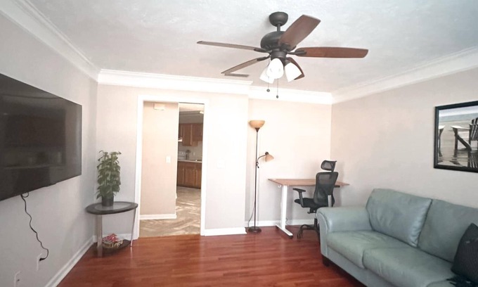 Murfreesboro Casa | Federal Ct- Charming 3-bedroom near Ag Center and MTSU in Murfreesboro