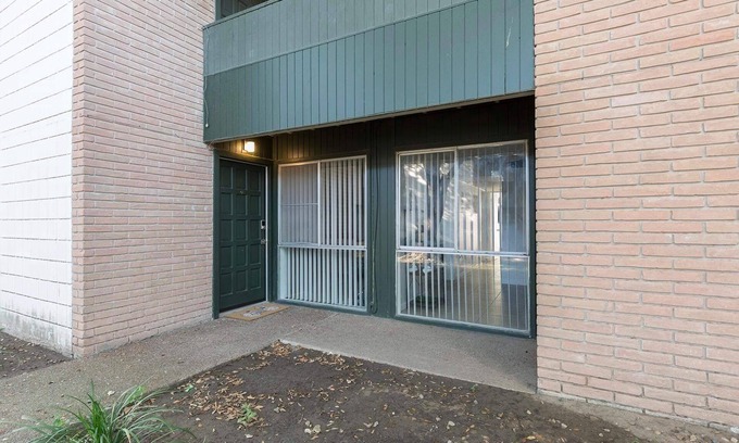 Edinburg Apartamento | "Feel at Home in Edinburg – Cozy, Cute & Close to UTRGV!"