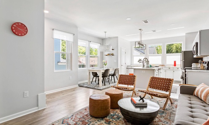 Hanahan Casa | Feel at Home in this Sun-filled 3 BR Home w/ Covered Patio!