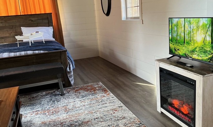 Helena Cabina | Feel like home in our cozy, perfectly equipped Dry Cabins