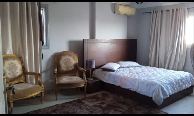 Sidi Jabir Apartamento | Females Only, Host Is Woman, City Center, Near All