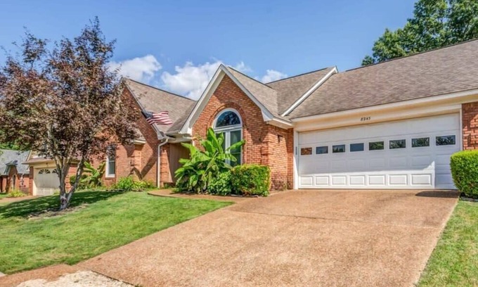 Cordova Casa | Fenced Yard w/ Pool! Comfy & Convenient in Cordova